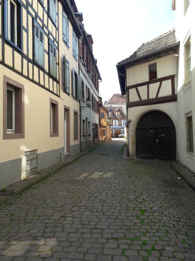 Gîte Au Petit Bonheur Colmar Exterior foto